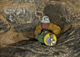 The Long Crawl - Dan Yr Ogof