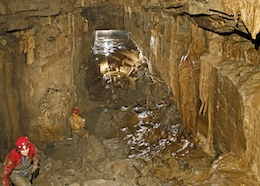 Travertine Passage - Ogof Craig A Ffynnon