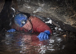 Crawl in lower streamway - Twll Clogfaen